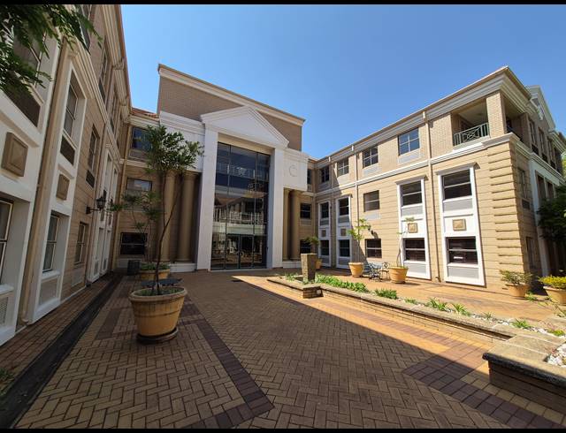 974M² OFFICE TO LET IN SANDTON CENTRAL